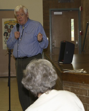 Rep. Jim McDermott answers a question at Sunday’s meeting.