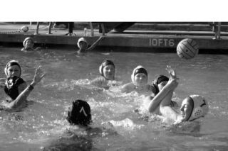 Vashon’s Seals Swim Team learned about water polo to cap off a tough but successful summer swim season that ended two weeks ago. The upper-level swimmers learned water polo from Jennie Darling