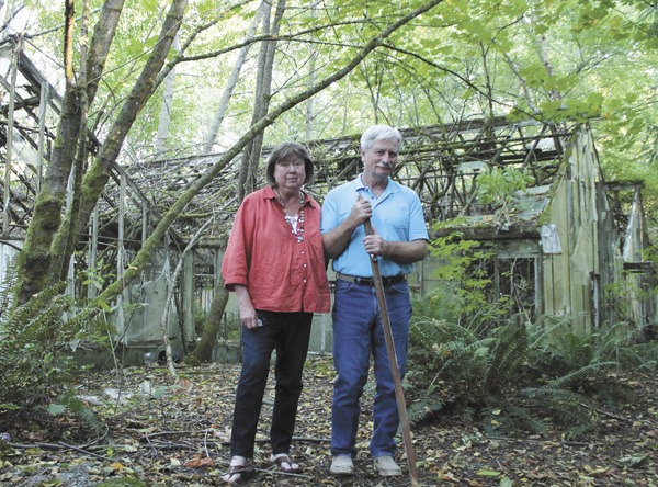 Nancy and Chuck Hooper say they’re working to address problems at the Beall Greenhouses