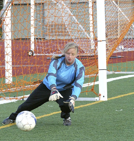 Vashon goalkeeper Sophie Nespor warms up before shutting out the Cascade Christian Cougars on Tuesday.