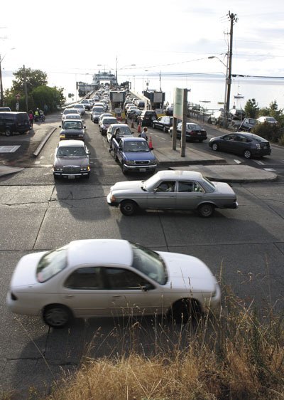 Drivers attempt to merge onto Fauntleroy