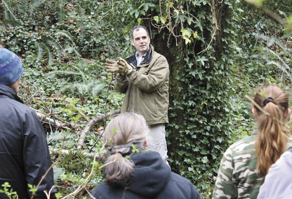 Greg Rabourn discusses ivy removal at a recent workshop at Wingehaven Park.