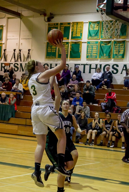 John Sage / FinchHaven PhotoJunior Eva Anderson puts up a shot against Klahowya during the Wednesday