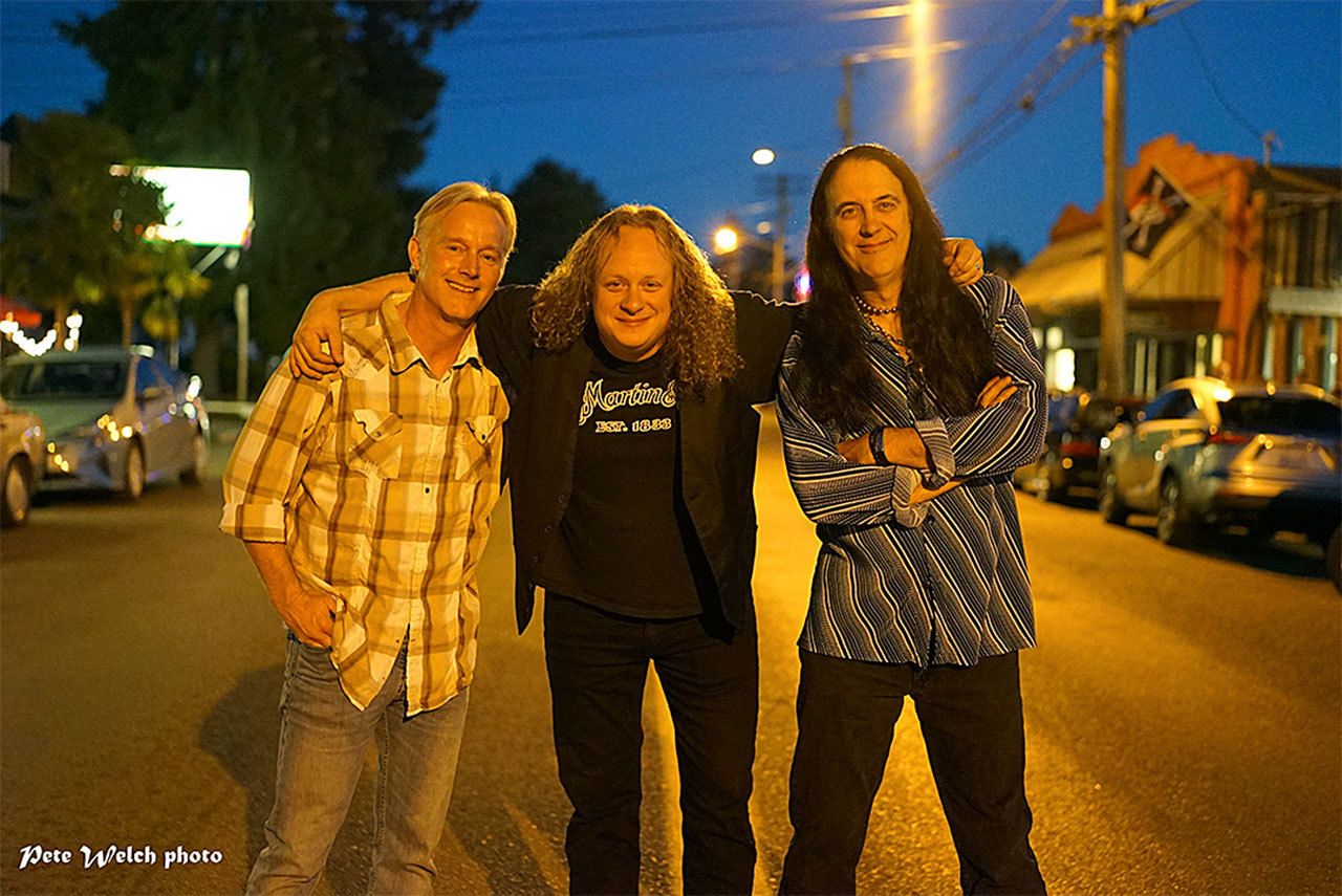 Glenn Cannon Blues Trio (Pete Welch Photo)