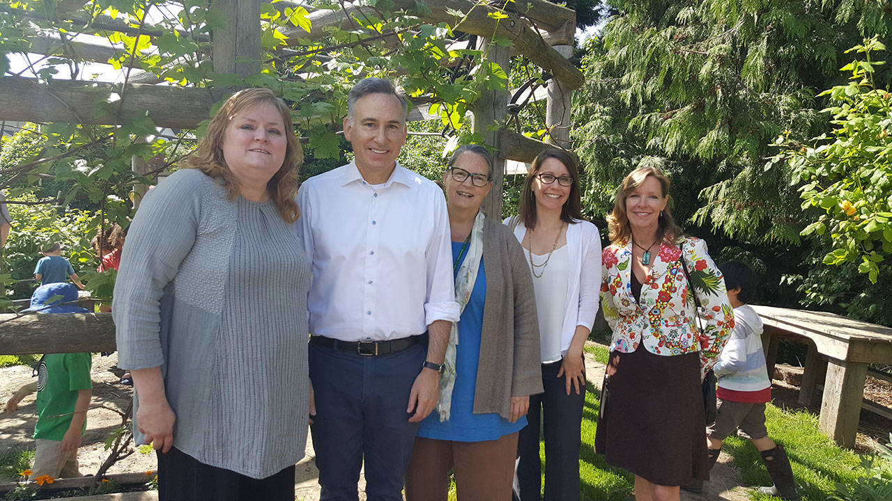 Representatives from VYFS and Neighborcare Health with Executive Dow Constantine. From left, pictured are Kathleen Johnson of VYFS; Constantine; Janet Cady, Neighborcare Health assistant chief medical officer; Alyssa Pyke, Neighborcare Health school-based health program manager and Gabrielle Douthitt, Neighborcare Health school-based health program medical director. (Courtesy Photo)