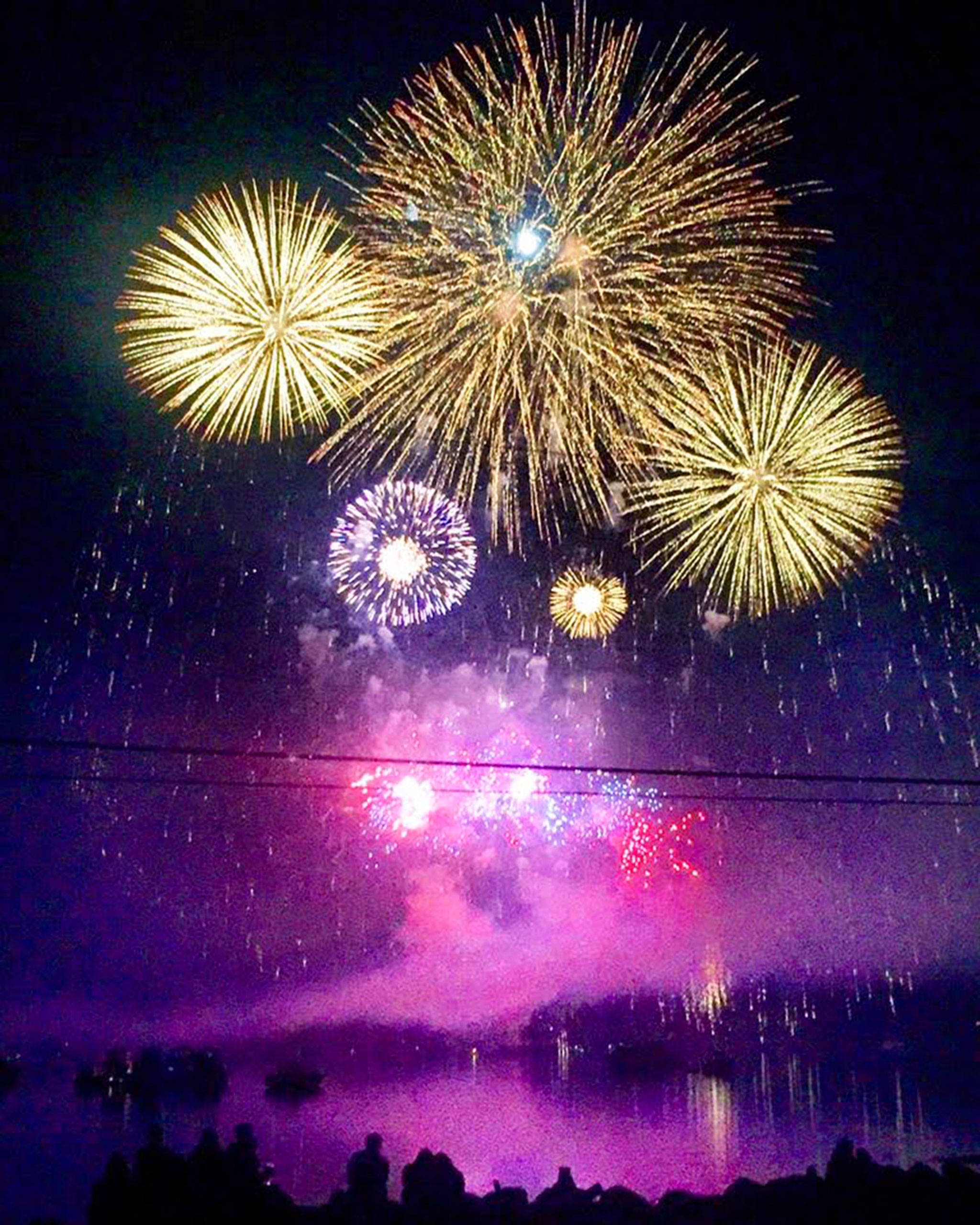 Fireworks display over Quartermaster Harbor (Wes York Photo)