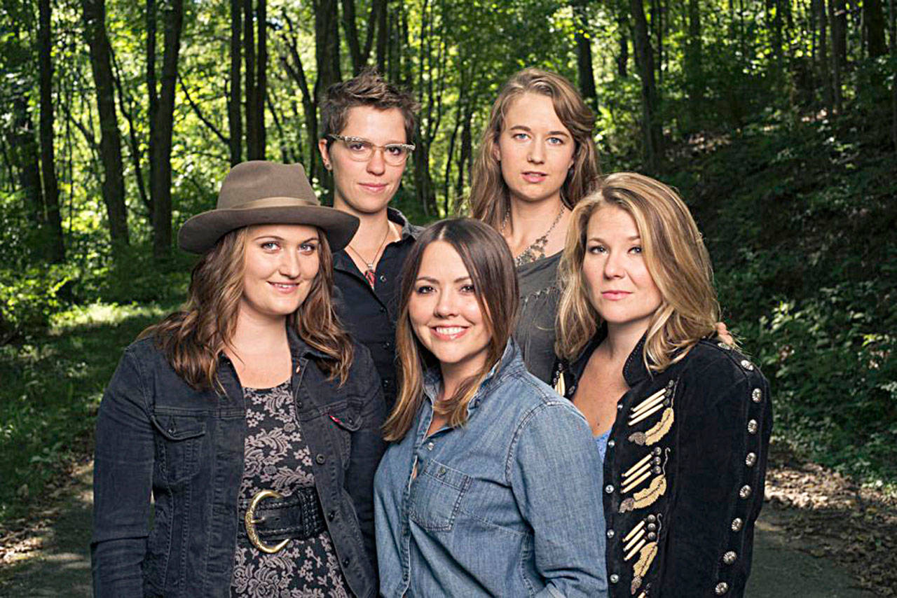 The five-woman Americana ensemble Della Mae will perform this Friday on the island.(Courtesy Photo)