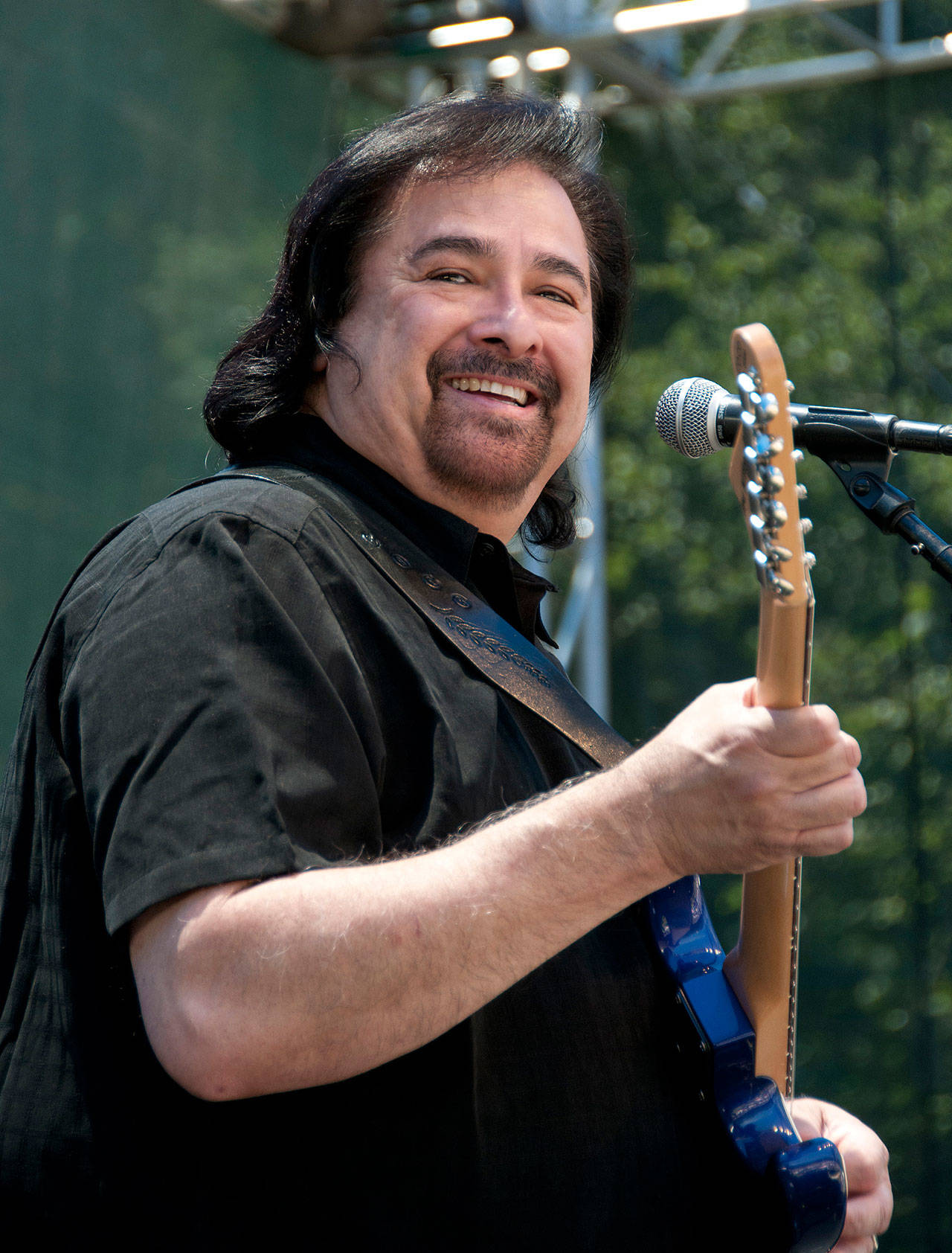 Coco Montoya plays a recent set ahead of Vashon’s debut Blues and Brews festival this weekend (Marilyn Stringer Photo).