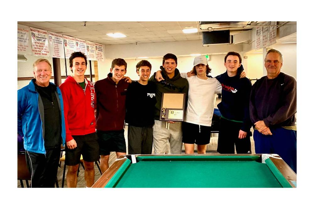 Tennis team off to state tourney