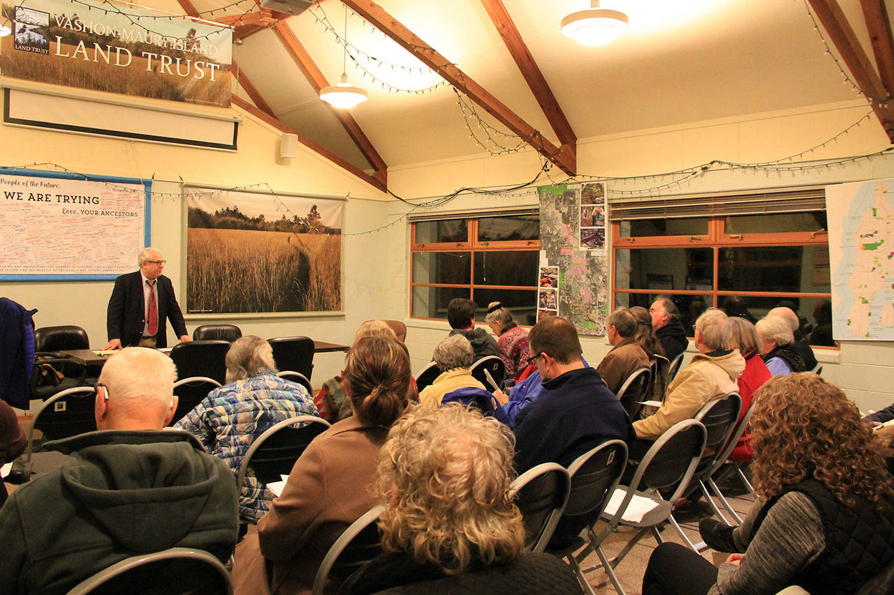Nearly 30 islanders attended the second meeting of the committee to reorganize the Vashon-Maury Island Community Council (Paul Rowley/Staff Photo).