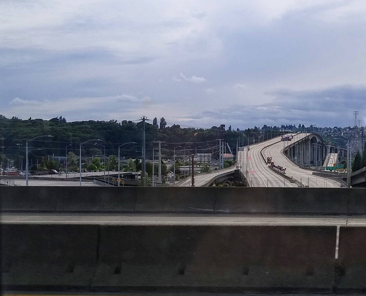 The empty West Seattle Bridge last Friday afternoon (Paul Rowley/Staff Photo).