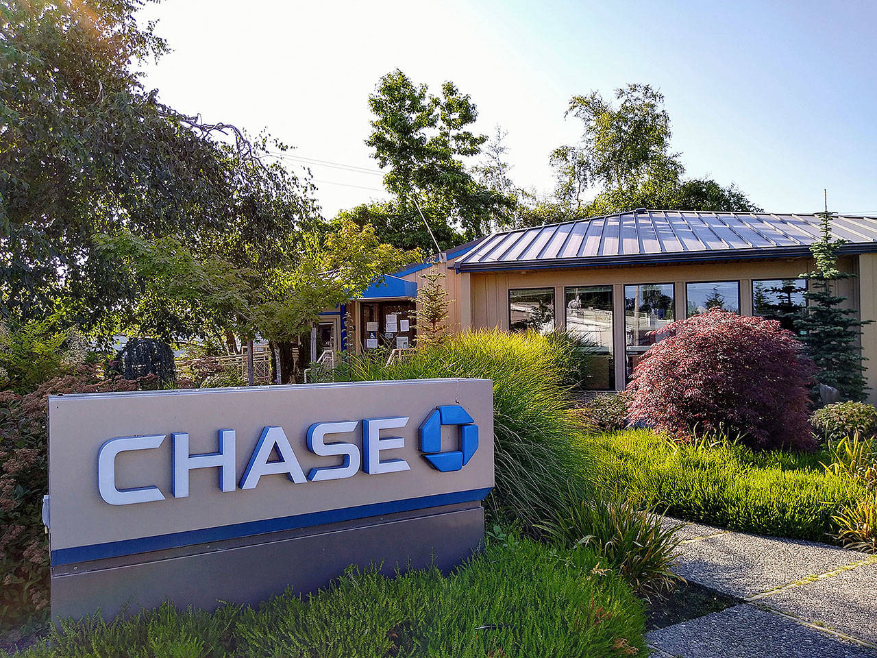 Two employees of Chase Bank on Vashon tested positive for COVID-19 last week according to the spouse of one of the employees who has been sickened by the virus (Paul Rowley/Staff Photo).
