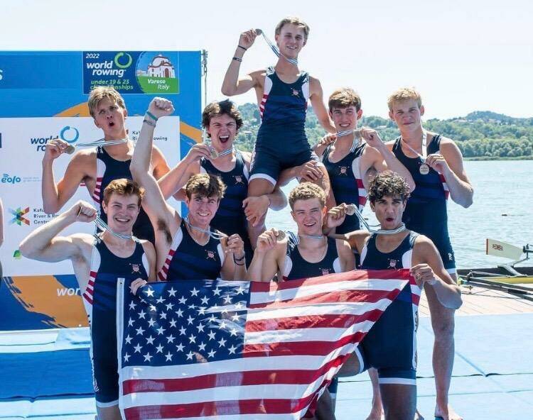 Lisa Worthy, U.S. Rowing Photo
The Bronze Medal 8+ crew, with Davis Kelly (second from left, back row) and Jordan Dykema (second from right, first row.