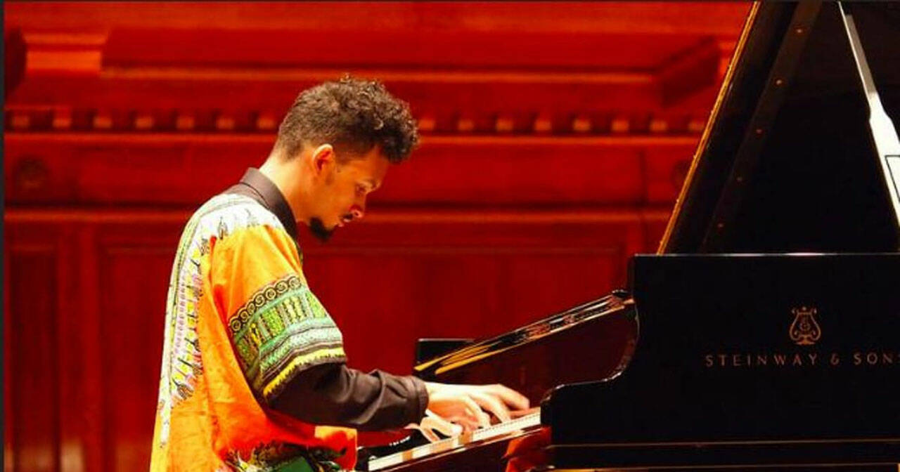 Pianist Joseph Williams will be a featured soloist in Vashon Maury Chamber Orchestra’s upcoming concert at VCA. (Courtesy Photo)