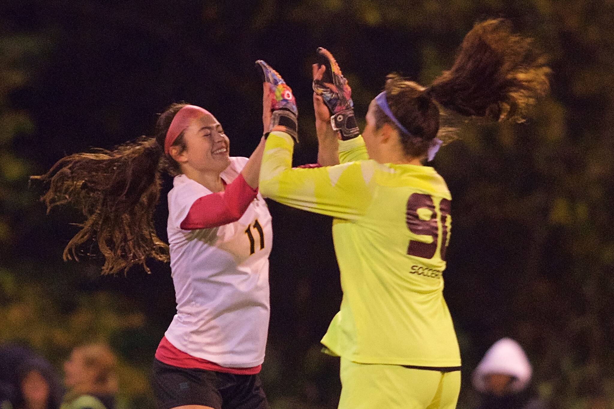 Vashon girls soccer rockets into playoffs with 1431 record Vashon