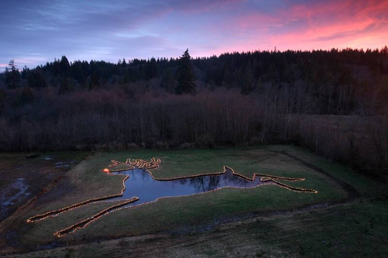 Take a drive on Cemetary Road to see Vashon’s John Deere Pond decked out as Rudolph the red-nosed reindeer (Ray Pfortner Photo).