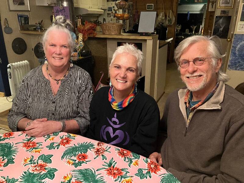 Susan Pitiger, Colleen Carette and Brad Davis (Elizabeth Shepherd Photo).