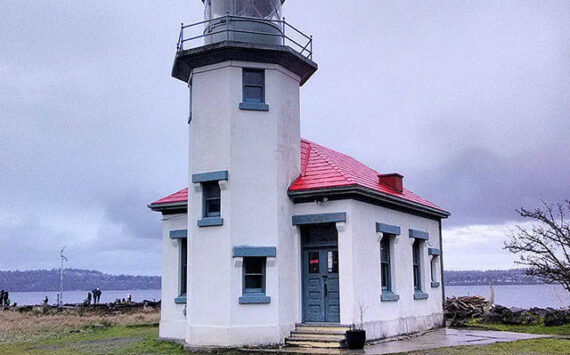 Paul Rowley Photo
Point Robinson lighthouse.