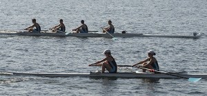 Jordan Petram Photo The novice junior men’s four and the junior women’s pair head to the finish line at this weekend’srace on Lake Union.