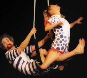 UMO founders David Godsey and Janet McAlpin will perform at a benefit for the company.