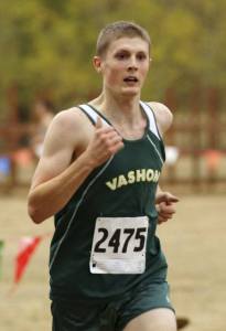 Landon Summers steps up the pace as he enters the final 200 meters in the Nisqually League championships.