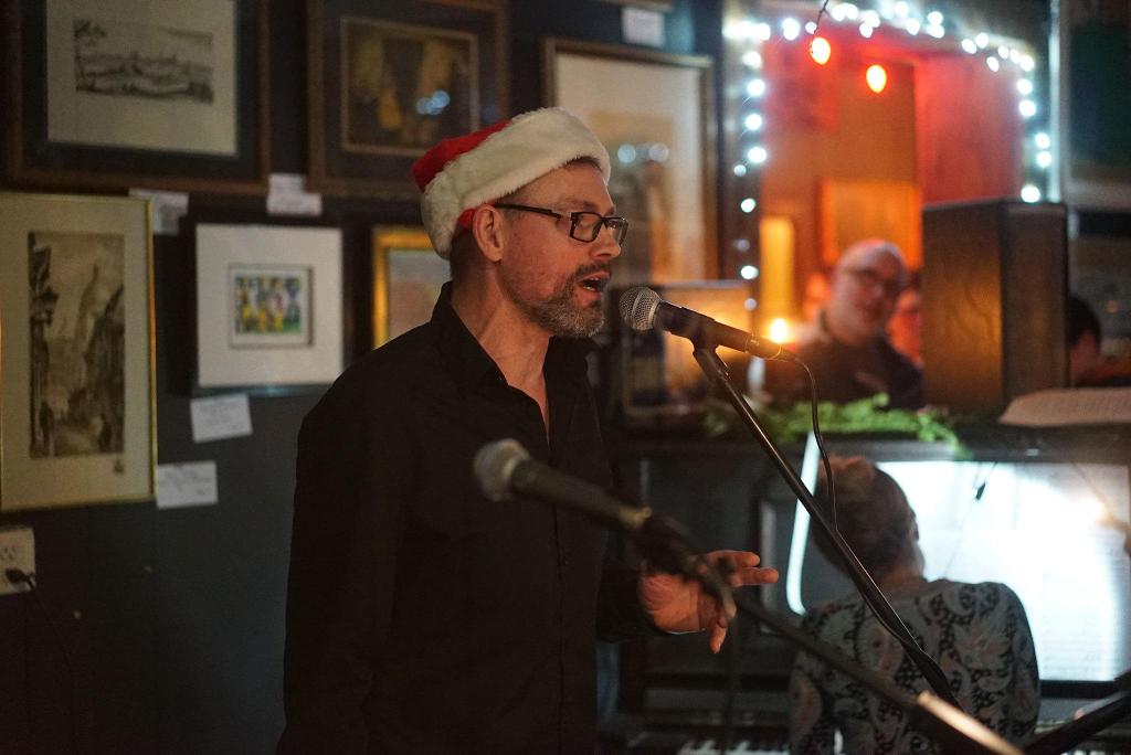 Martin Feveyear with Dianne Krouse on piano. (Pete Welch Photo)