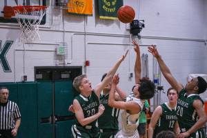 Boys’ basketball team grabs back-to-back wins