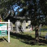 The building at the corner of Vashon Highway and Gorsuch Road is again up for sale. (Susan Riemer/Staff Photo)