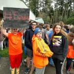McMurray Middle School students participating in Wednesdays demonstration against gun violence. (Susan Riemer / Staff Photo)