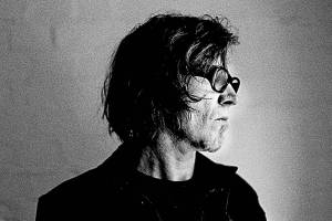 Veteran grunge singer will perform on Vashon