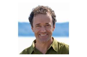 Island ways emerge during Snowmageddon