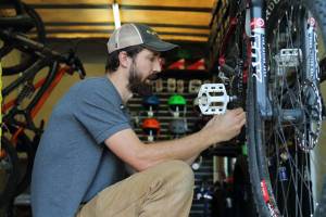 Bike shop to open in new location