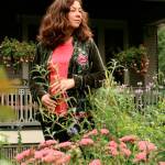 Claudia Schmidt, a triple threat singer-songwriter-musician, will bring her joyful music to Vashon on June 10 (Larry Marcus Photo).