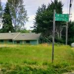 The existing apartment building now standing on the parcel where Island Center Homes would be built on the corner of SW 188th Street and Vashon Highway (Paul Rowley/Staff Photo).