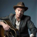 Shawn Mullins will perform tracks from his retrospective Souls Core Revival this Friday at Vashon Center for the Arts (David McClister Photo).