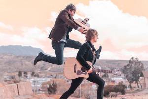 For duo, a move to the desert is something to sing about