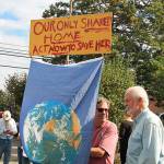 Islanders David Van Hold and Jim Hauser (Paul Rowley/Staff Photo).