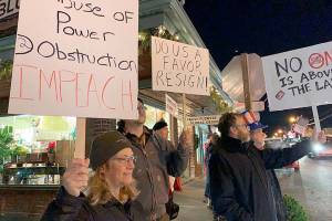 Vashon holds rally on eve of House impeachment proceedings