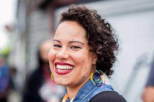 Powerhouse poet, storyteller and activist returns to Vashon