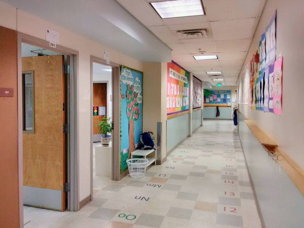 An empty hallway in Chautauqua Elementary School (Paul Rowley/Staff Photo).
