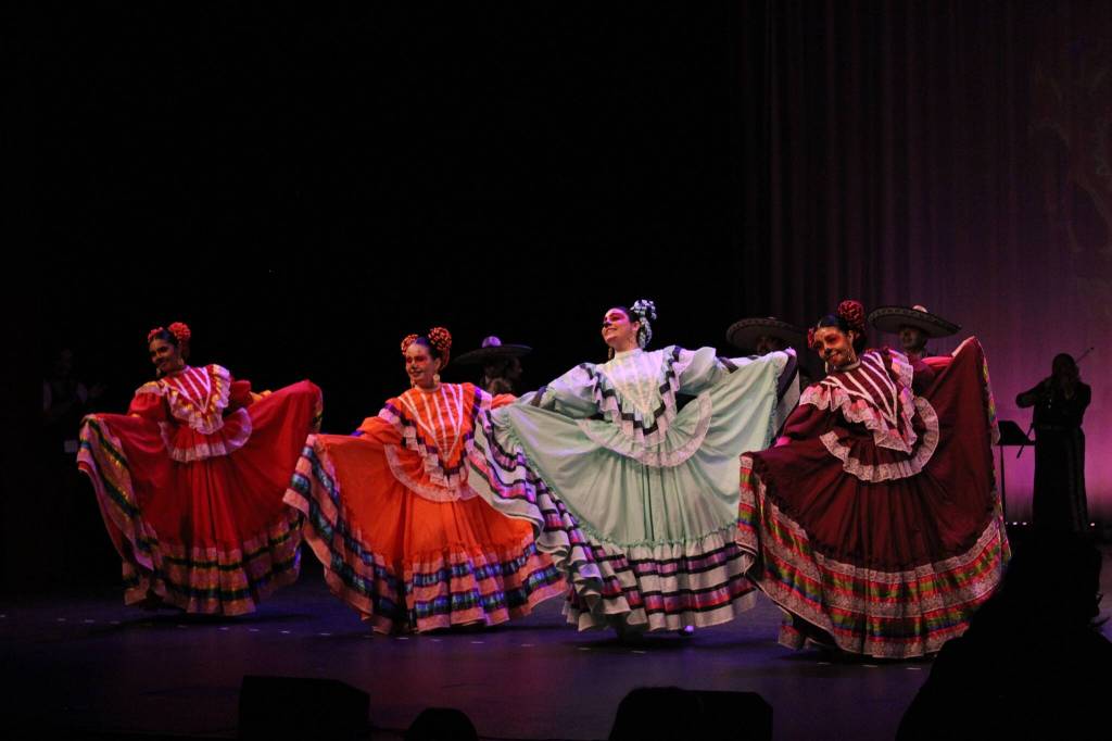 In these photos, performers entertain the audience Nov. 5 at Vashon Center for the Arts. Alex Bruell photos