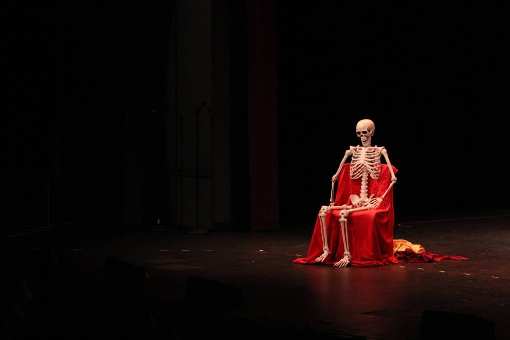 In these photos, performers entertain the audience Nov. 5 at Vashon Center for the Arts. Alex Bruell photos