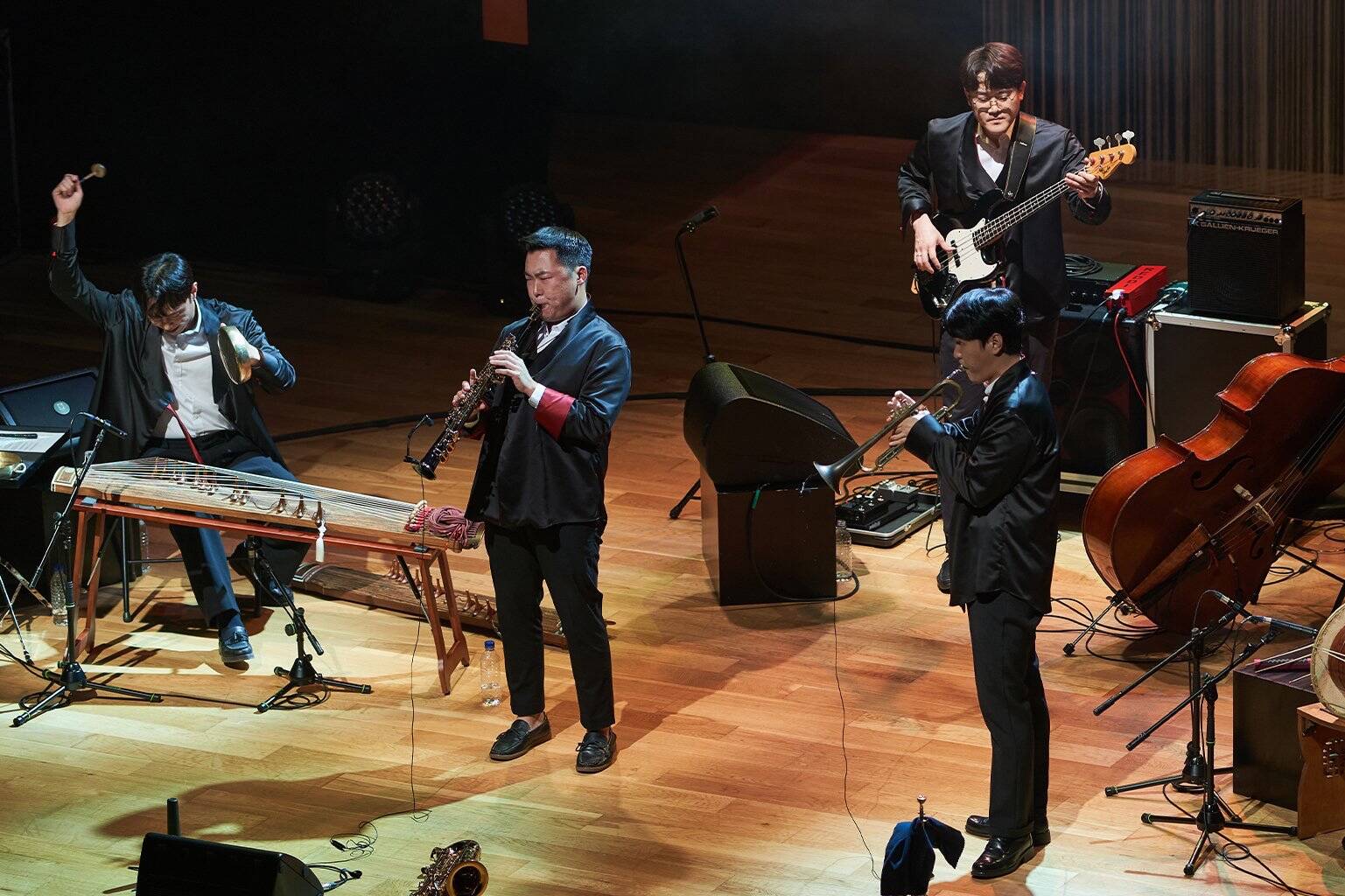 A fusion of Korean folk and jazz conveys emotion through nonghyeon ...