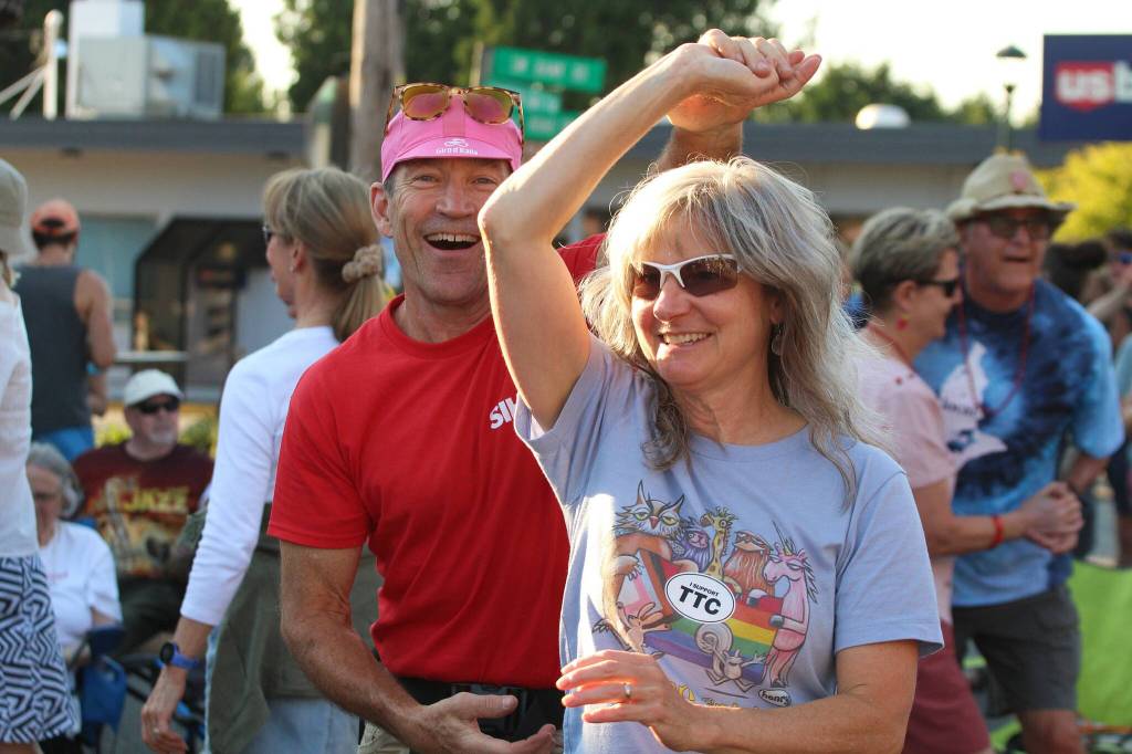 A pair dances to the tunes of Portage Fill. (Alex Bruell photo)