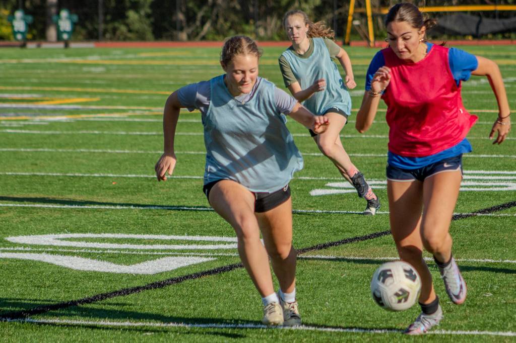 Alex Bruell photo
The Vashon girls soccer team scrimmages on the afternoon of Sept. 30.