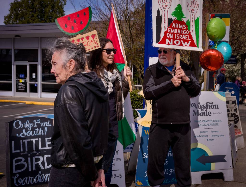 Kent Phelan photo
Among the protestors included those critical of Israel and the United States role in offering that country military support.