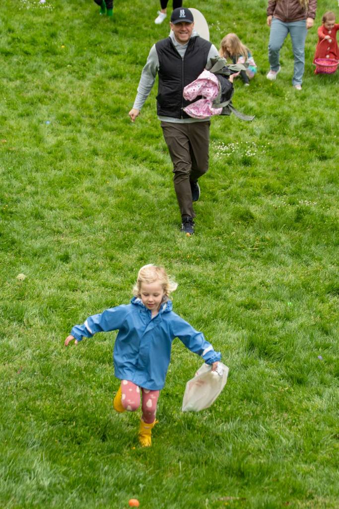 Kids run to grab Easter eggs at Ober Park. (Alex Bruell photo)