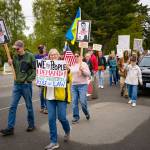 Kent Phelan photo
Demonstrators march north along Vashon Highway.