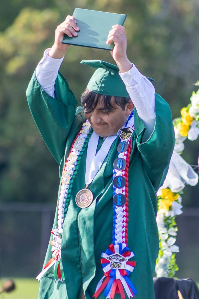 Vashon graduated 155 students of the class of 2025 on Saturday, June 14. (Alex Bruell photo)