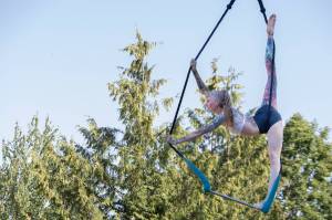 Aerialist Ariel Ginger (Alex Bruell photo)